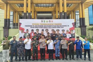 DANREM 031/WIRA BIMA HADIRI UPACARA KEBERANGKATAN PERSONEL PENGAMANAN TPS 